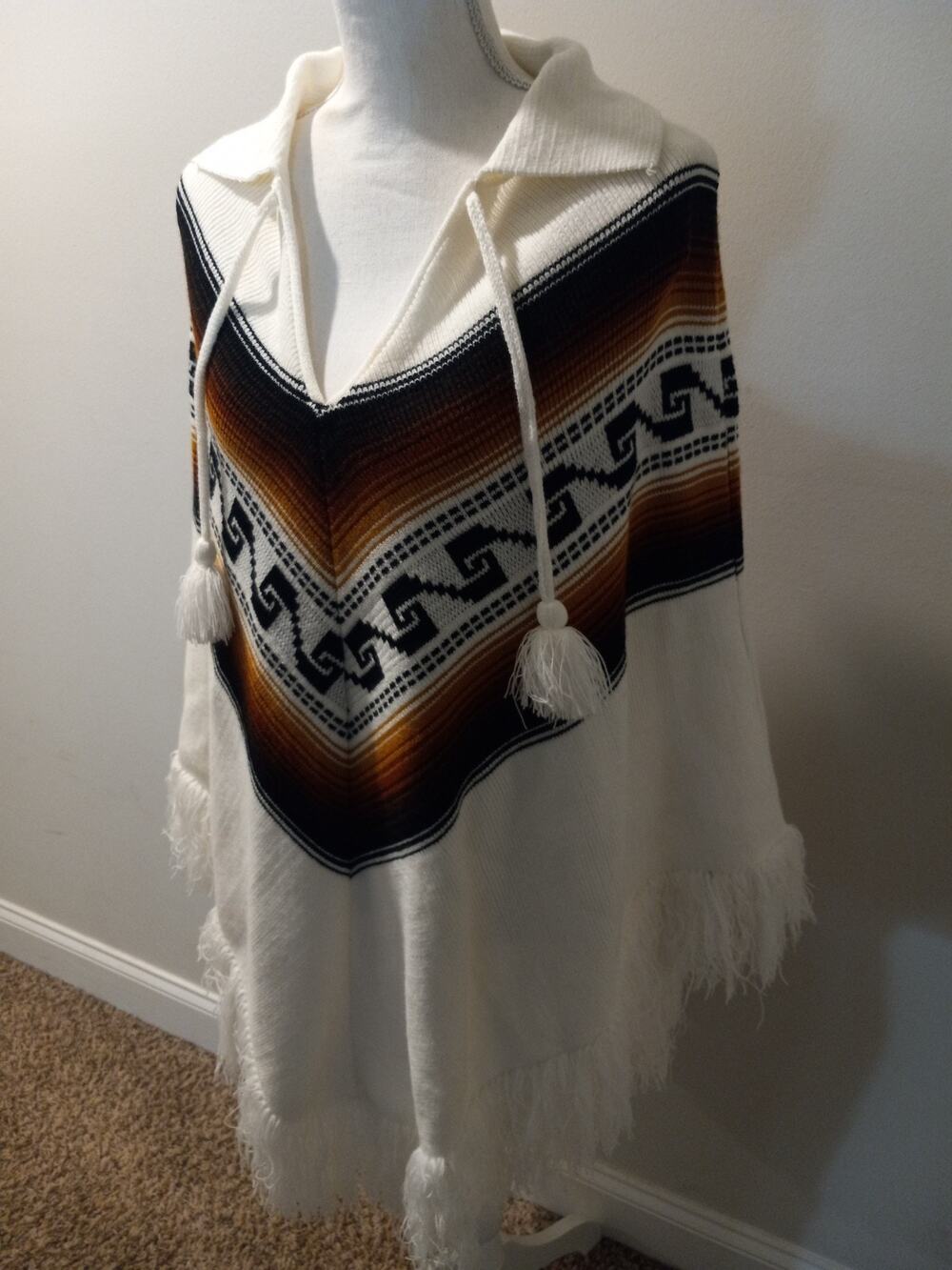 Women’s Southwestern Poncho Shawl Serape Fringe One Size Festival, Boho